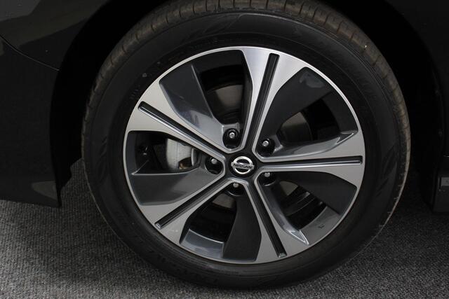 Nissan LEAF N-Connecta 40 kWh Navigatie Bluetooth Cruise Control Lichtmetalen Velgen