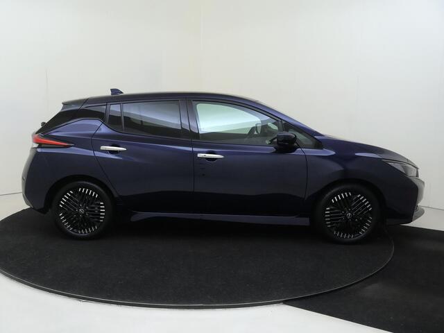 Nissan LEAF N-Connecta 39 kWh | airco automatisch | Apple Carplay/Android | cruise control adaptief | dodehoekdetectie met correctie | lichtmetalen velgen 17" | navigatiesysteem full map | rijstrooksensor met correctie | voorstoelen verwarmd | warmtepomp |