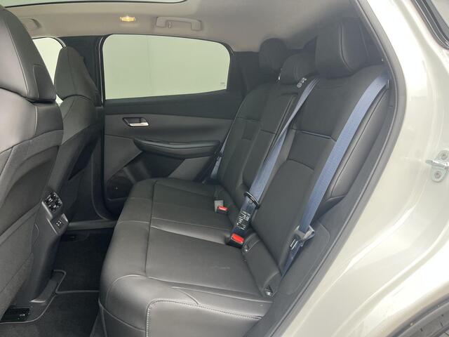 Nissan LEAF Evolve 52 kWh / 10 Jaar Fabrieksgarantie / Panoramadak / Adaptief Cruise Control / Elektr. Voorstoelen / Massage Functie Bestuurder / Apple Carplay&Android Auto / Dab / Elektr. Achterklep / Cold Pack / Warmte Pomp /