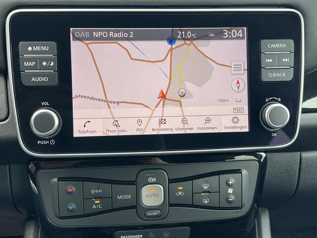 Nissan LEAF e+ Business Executive 62 kWh / Accu SoH 95,71 % / Leder / Stuur-, stoel- en achterbankverwarming / Climate control / Navigatie / Trekhaak fietsendrager afn. / 17"LM wielen /
