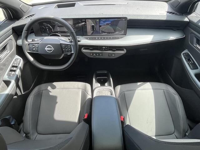 Nissan LEAF Advance 52kwh / ¤2.000,- Nissan Voorraadvoordeel / 10 Jaar Nissan More Garantie / Google Maps Navigatie / 3D Achterverlichting / Panoramadak / Stoel- en Stuurverwarming / Lederen Bekleding / 360 Graden Camera /