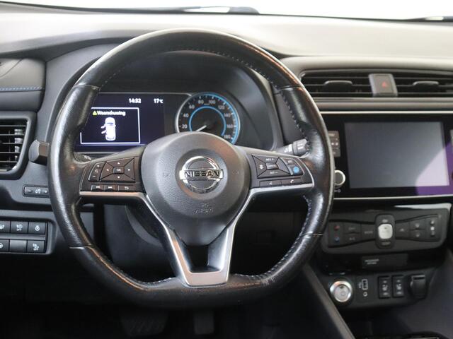 Nissan LEAF e+ Tekna 62 kWh | Apple Carplay/Android | cruise control adaptief met Stop&Go | lederen/microvezel bekleding | lichtmetalen velgen 17" | navigatiesysteem full map | warmtepomp |