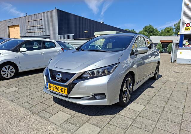 Nissan LEAF N-Connecta 40 kWh