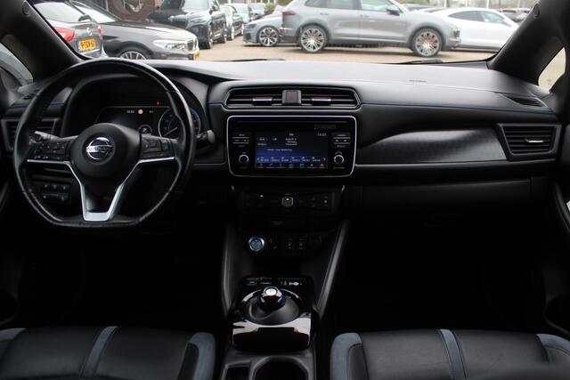Nissan LEAF e+ Tekna 62 kWh / Trekhaak / 360Camera / Leder / Keyless / 17'' / CarPlay / Dodehoek / DAB / ACC / Stoelverwarming 4x / Warmtepomp