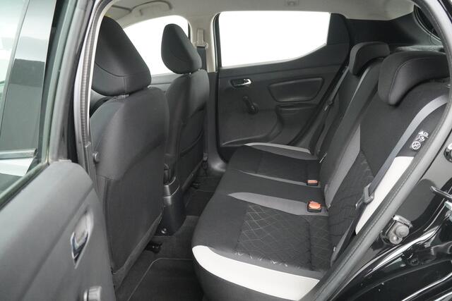 Nissan MICRA BWJ 2018 1.0L 71 PK Acenta TREKHAAK / AIRCO / CRUISE / CARPLAY / LMV 17 INCH /