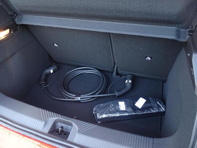 Nissan MICRA EVOLVE 52 kWh | Harman & Kardon | Android auto & Apple carplay | Verwarmde stoel + stuurwiel |