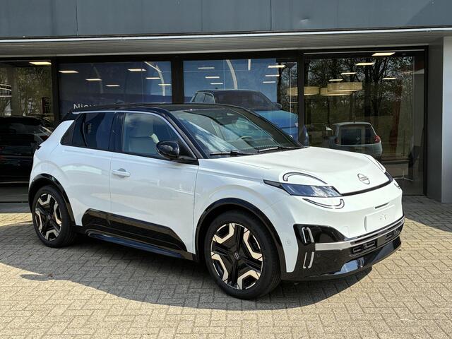 Nissan MICRA EVOLVE 52 kWh NIEUW UIT VOORRAAD LEVERBAAR | Achteruitrijcamera | Apple CarPlay & Android Auto | Warmtepomp | Parkeersensoren voor- en achter | Harman Kardon geluidsinstallatie | Stoel- en stuurverwarming | Climate Control | Navigatiesysteem | 3 jaar fabr