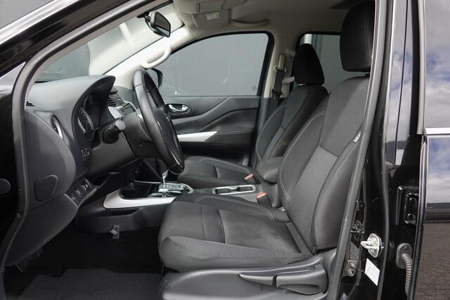 Nissan NAVARA 2.3dCi 190Pk Aut. | Double Cab | 5-Persoons | N-Connecta | 4WD | Achteruitrijcamera | Treeplanken | 18''