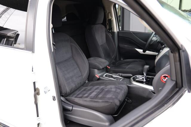 Nissan NAVARA 2.3 dCi Tekna CRUISE*CAMERA*AUTOMAAT*OMVORMER*STANDKACHEL
