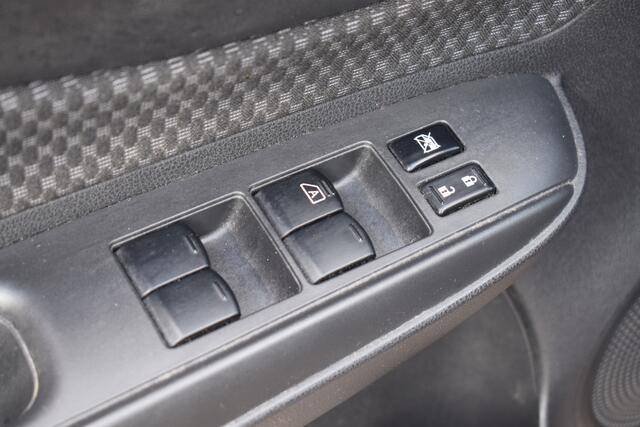 Nissan NOTE 1.2 Connect Edition//Navi//Keyless!!