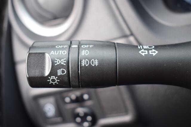 Nissan NOTE 1.2 Connect Edition//Navi//Keyless!!