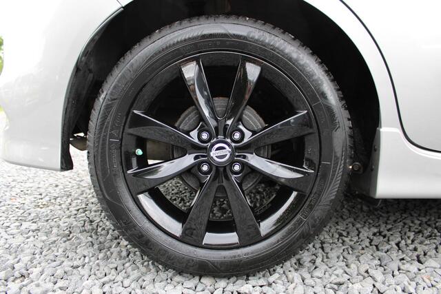 Nissan NOTE 1.2 Black Edition, All-Seasons, Hoge instap, Navigatie en Cruise Control!