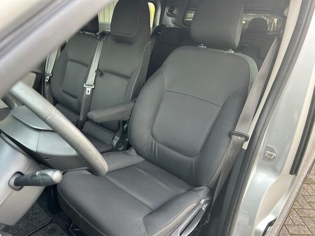 Nissan NV300 Dubb. Cab. -6 zitter 1.6 dCi 120PK L2H1 Accenta, excl btw!