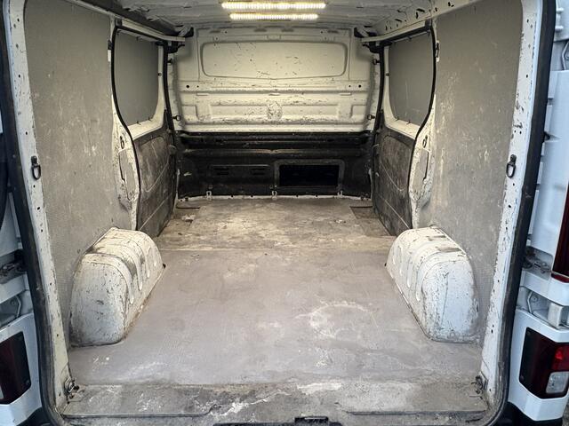 Nissan NV300 1.6 126Pk dCi L1H1 Acenta S&S / Cruise / Airco / 2X SCHUIFDEUR / Apk t/m 15-02-2026