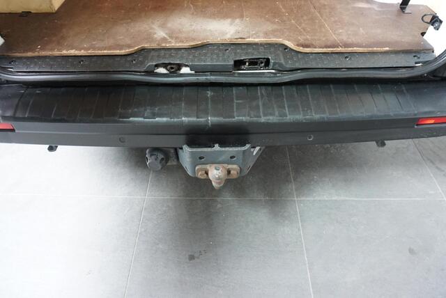Nissan NV300 L1H1 Optima Airco Bluetooth Camera Parkeersensoren 2x schuifdeur Trekhaak 3-zits