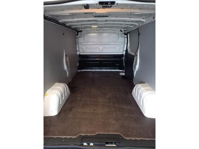 Nissan NV300 2.0 DCI L2H1 ACENTA
