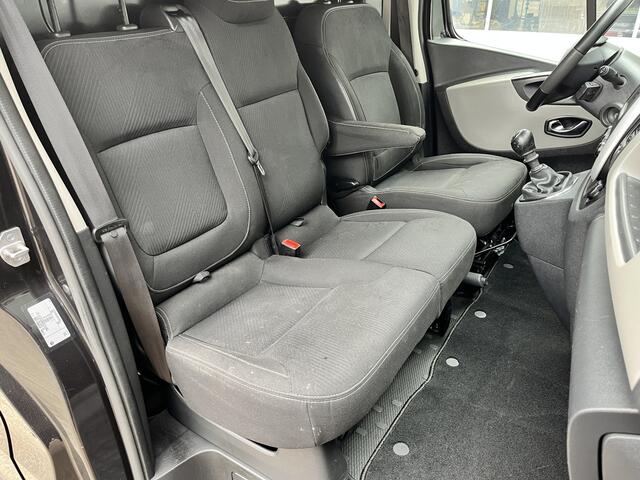 Nissan NV300 1.6 dCi 120 L2H1 Dubbele schuifdeur Airco Cruise control Trekhaak 2000kg Bluetooth telefoon voorbereiding Navigatie Achteruitrijcamera Parkeersensoren achter Kastinrichting Euro 6