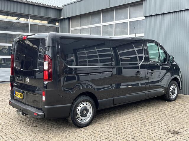 Nissan NV300 1.6 dCi 120 L2H1 Dubbele schuifdeur Airco Cruise control Trekhaak 2000kg Bluetooth telefoon voorbereiding Navigatie Achteruitrijcamera Parkeersensoren achter Kastinrichting Euro 6