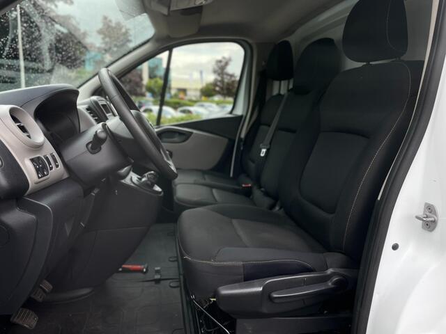 Nissan NV300 L2H1AIRCO PDC TREKHAAK 97.000KM