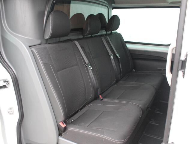 Nissan NV300 dCi 125 L2H1 Optima Dubbele Cabine Comfort S&S /APK tot 24-11-2026 / Trekhaak (2000 KG) / Navigatie / Achteruitrijcamera / Airco / Cruise Control /