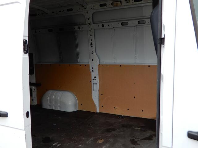 Nissan NV400 2.3 DCI L2H2 BUSINESS
