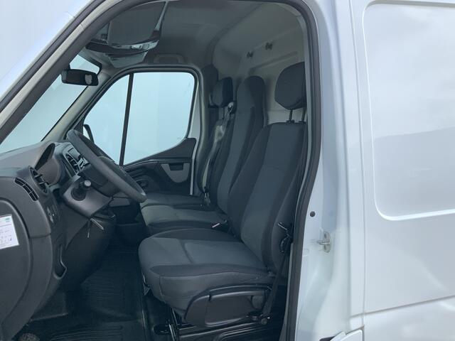 Nissan NV400 2.3 dCi L2H2 Optima L2H2 Airco Cruise Trekhaak 2500 kg 3 Zits Euro 6