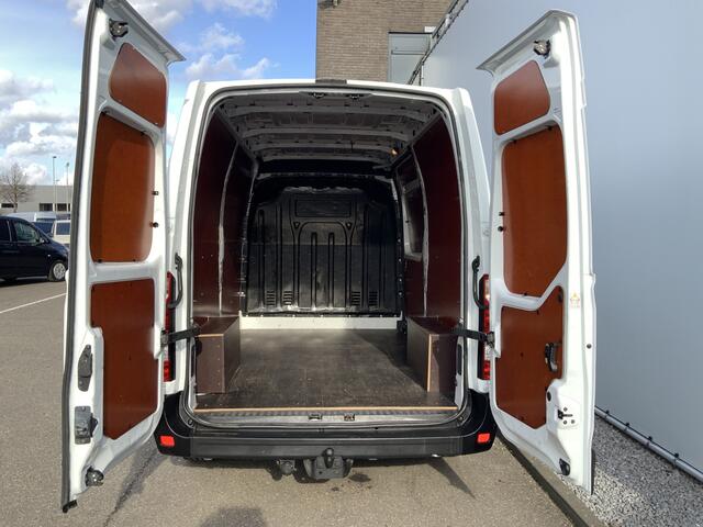 Nissan NV400 2.3 dCi L2H2 Optima L2H2 Airco Cruise Trekhaak 2500 kg 3 Zits Euro 6