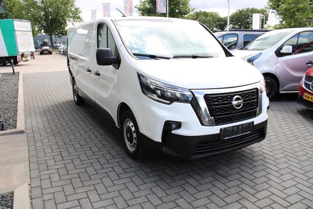 Nissan PRIMASTAR 2.0 dCi L2H1 N-Connecta airco navi cruise 3 zits trafic vivaro