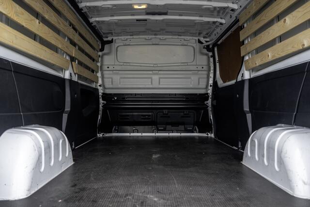 Nissan PRIMASTAR **dCi | L2H1 | Automaat | LED | PDC | Cruise | Airco | Euro 6**