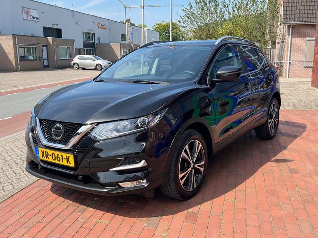 Nissan QASHQAI 1.3 DIG-T N-Connecta | trekhaak| Panorama dak | Airco