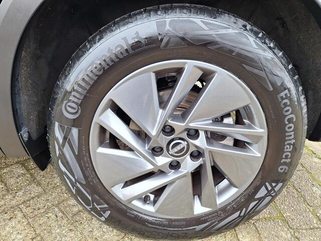 Nissan QASHQAI 1.3 MHEV Xtronic panoramadak/camera/nav-app