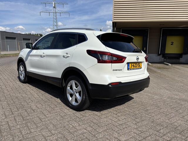Nissan QASHQAI 1.2 N-Connecta [ Panodak,fm navi,ecc,lmv,pdc ]