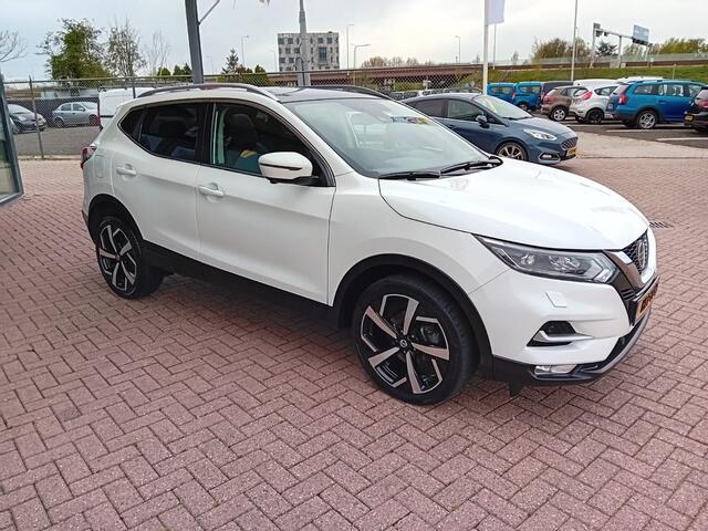 Nissan QASHQAI 1.3 DIG-T Premium Edition Automaat, Airco(automatisch), Carplay, Navigatie, Bluetooth, 360 camera, Parkeersensoren Cruise control, Rijbaandetector, Stoelverwarming, Panorama dak, Keyless, Lederen interieur, Zeer mooie auto, BOVAG