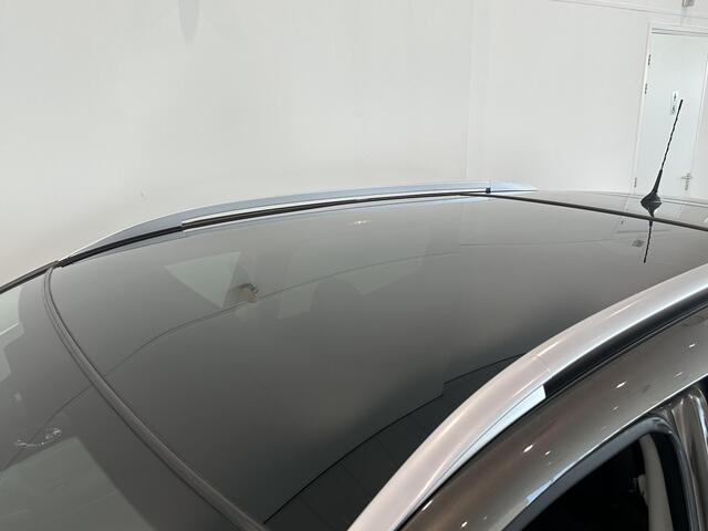 Nissan QASHQAI 1.2 N-Connecta | Trekhaak | Panoramadak | Stoelverwarming | Voorruit verwarming | All season banden | 1e eigenaar + goed onderhouden!
