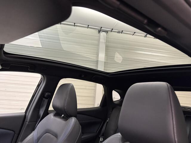 Nissan QASHQAI 1.5 e-Power Tekna / Dakrails / Panorama dak / Rondomzichtcamera / Navigatiesysteem full map / Parkeersensoren voor + achter / Lichtmetalen velgen 19" / Draadloze telefoonlader / Apple Car Play & Android Auto / Automatische airco