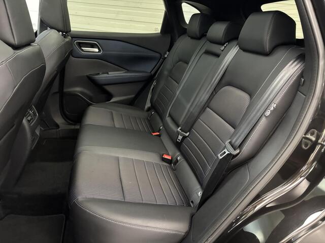Nissan QASHQAI 1.5 e-Power Tekna / Dakrails / Panorama dak / Rondomzichtcamera / Navigatiesysteem full map / Parkeersensoren voor + achter / Lichtmetalen velgen 19" / Draadloze telefoonlader / Apple Car Play & Android Auto / Automatische airco