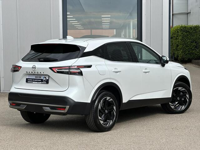 Nissan QASHQAI 1.3 MHEV Xtronic N-Connecta | Pano-dak/360° camera/Navi/Carplay/Full LED