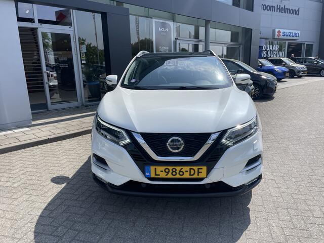 Nissan QASHQAI 1.3 DIG-T Tekna // PanoDak // Leder // Trekhaak info Roel 0492-588951