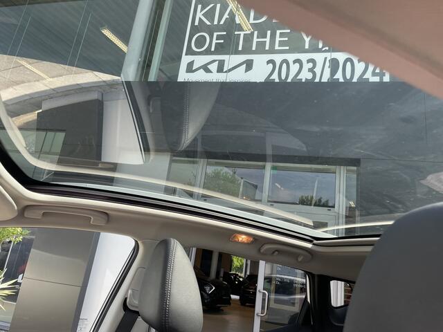 Nissan QASHQAI 1.3 DIG-T Tekna // PanoDak // Leder // Trekhaak info Roel 0492-588951