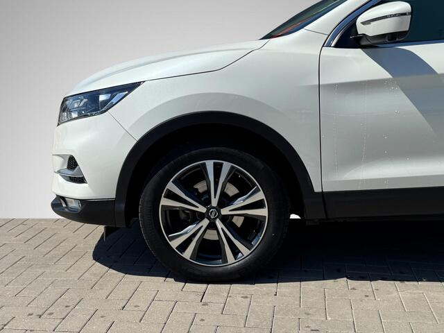 Nissan QASHQAI 1.3 DIG-T N-Connecta Design Pack | Trekhaak | Apple Carplay/Android Auto | 360° Camera | Panoramadak | Navigatie | Rijklaarprijs!