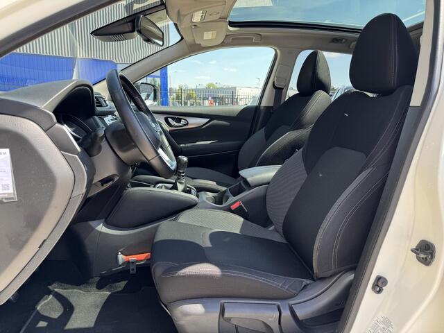 Nissan QASHQAI 1.3 DIG-T N-Connecta Design Pack | Trekhaak | Apple Carplay/Android Auto | 360° Camera | Panoramadak | Navigatie | Rijklaarprijs!