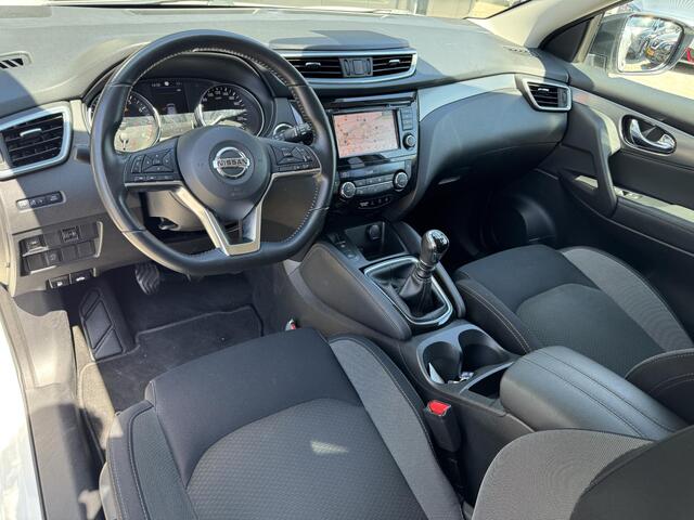 Nissan QASHQAI 1.3 DIG-T N-Connecta Design Pack | Trekhaak | Apple Carplay/Android Auto | 360° Camera | Panoramadak | Navigatie | Rijklaarprijs!