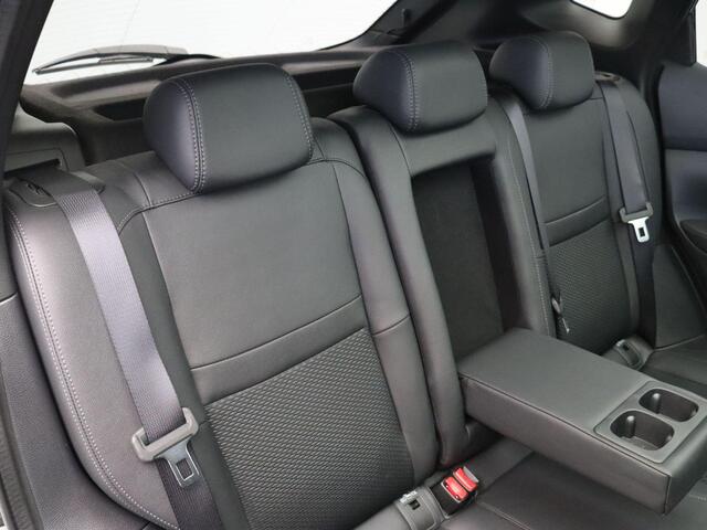 Nissan QASHQAI 1.3 DIG-T Tekna | Halflederen bekleding | Panoramadak | 360 camera | Vol LED | Navigatie |