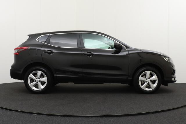 Nissan QASHQAI 1.2 N-Connecta Afn. Trekhaak Navi Camera Stoelverw. LED