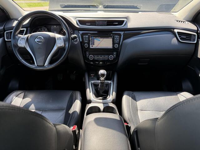 Nissan QASHQAI 1.2 Business Edition Panodak,Trekhaak,Navi,360 Camera,Stoelverwarming,Leder,116pk,Pdc V+A,Nieuwe Apk bij Aflevering