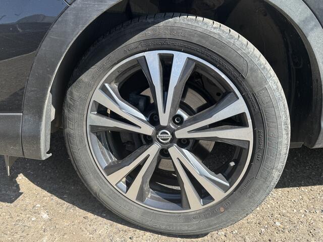Nissan QASHQAI 1.3 DIG-T N-Connecta // PANO DAK // NAVI // CLIMA // CRUISE // CAMERA //
