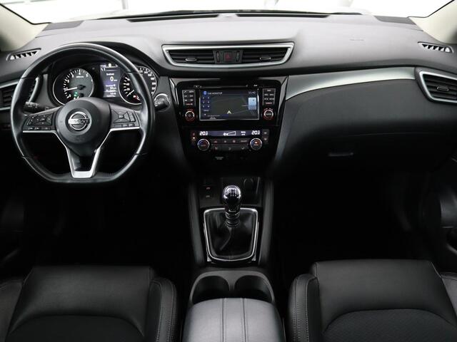 Nissan QASHQAI 1.2 Business Edition | Panoramadak | 360 Camera | Navi | Stoelverwarming | Cruise Control | Dodehoek Detectie | DAB | LMV