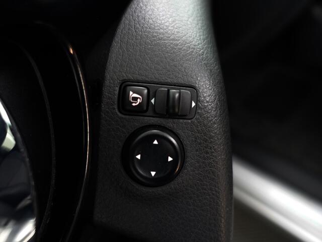 Nissan QASHQAI 1.2 N-Connecta- Panoramadak, Xenon Led, 360 Camera, Sfeerverlichting, Lane Assist, Navigatie