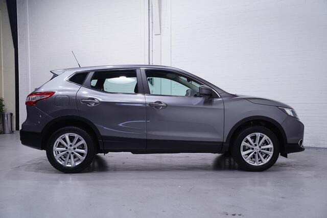 Nissan QASHQAI 1.2 Acenta Clima Stoelverwarming Trekhaak PDC v+a Cruisecontrol