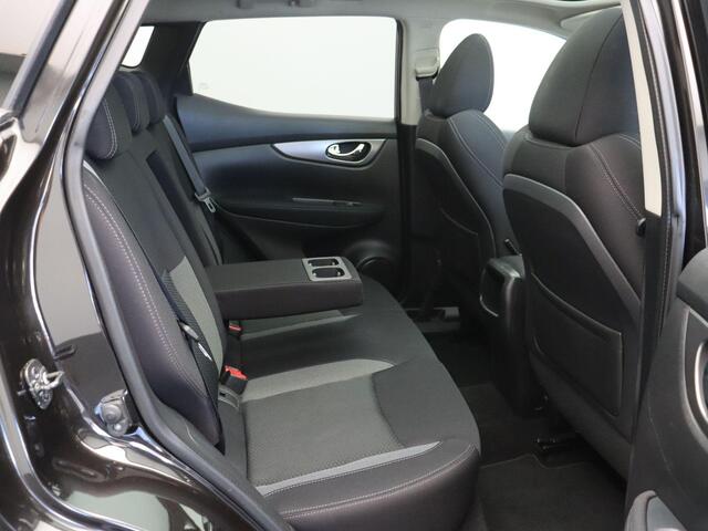 Nissan QASHQAI 1.2 N-Connecta | Panoramadak | Camera | Key-Less Entry | Cruise Control | Navigatie |